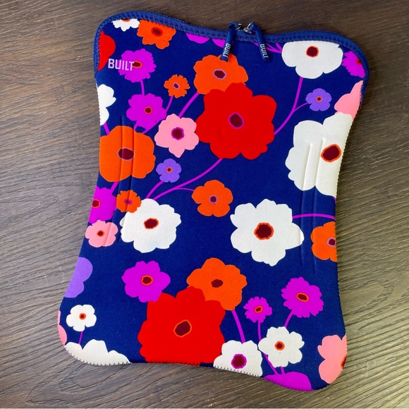 Built Laptop Sleeve 16" Poppies Floral Blue Pink Neoprene - Picture 2 of 9